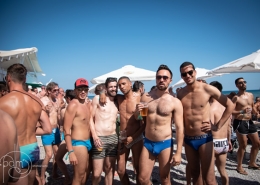 Fiesta en la playa del Orgullo Gay Sitges