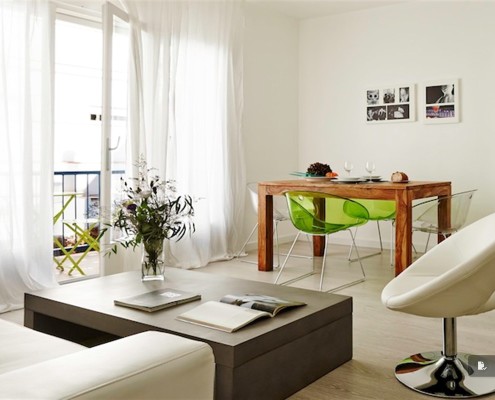The Blue & White II Apartment